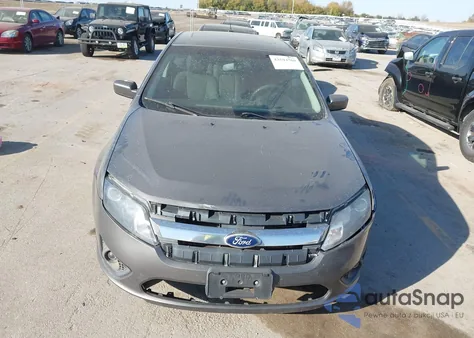 2010 Ford Fusion Se z USA, uszkodzony, nr VIN 3FAHP0HA5AR351442